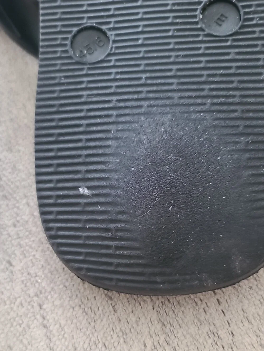Havaianas Men’s Black Logo Thong Flip Flops